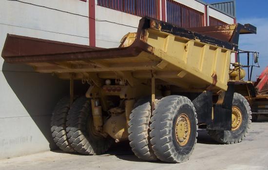 DUMPER RIGIDO MARCA KOMATSU HD 320-3