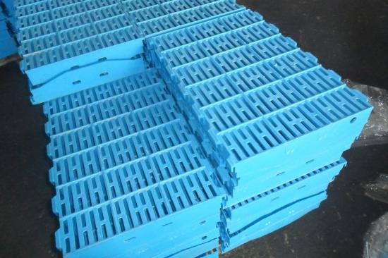 SLATS DE PLASTICO