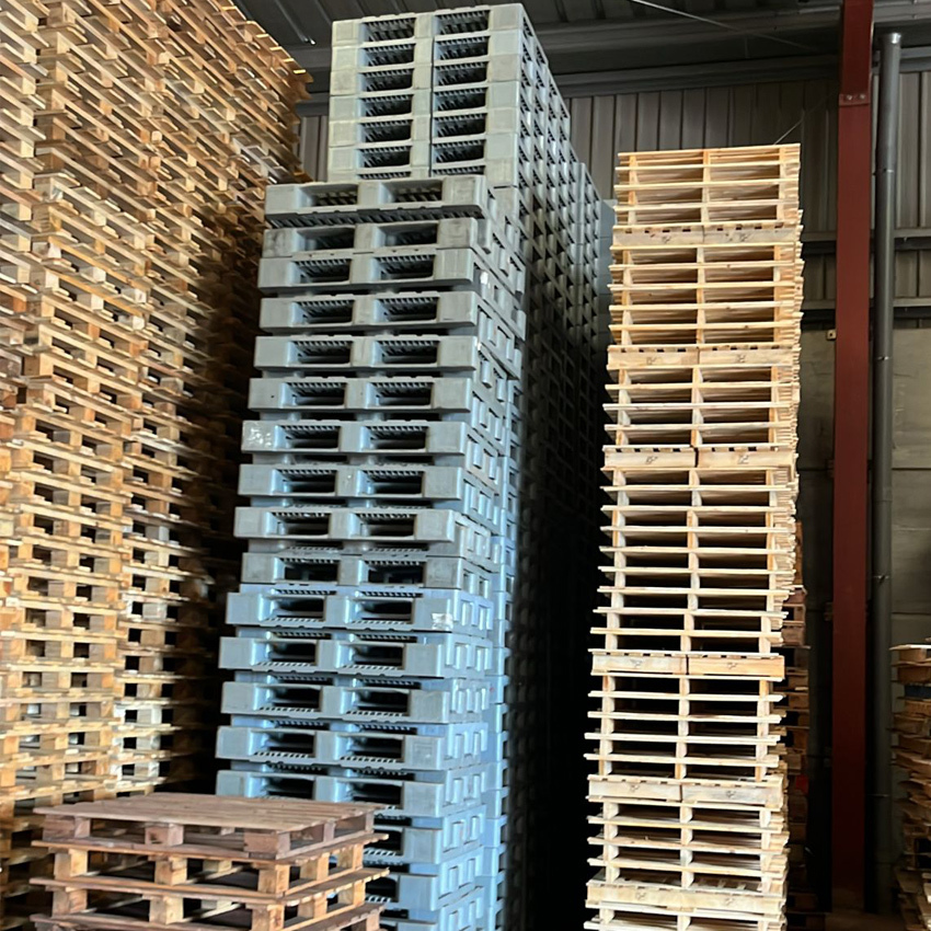 Lote 600 Palets Plásticos H1 80 x 120 cm Usados 