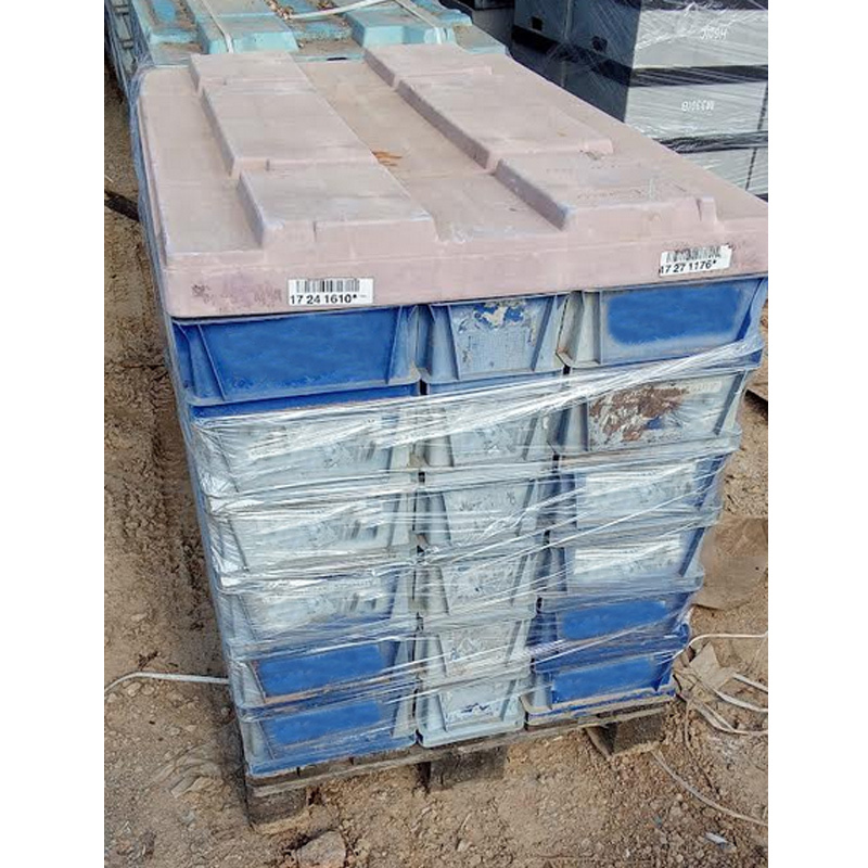 Lote 960 Cajas Apilables Usadas 20 x 30 cm x 18 cm 