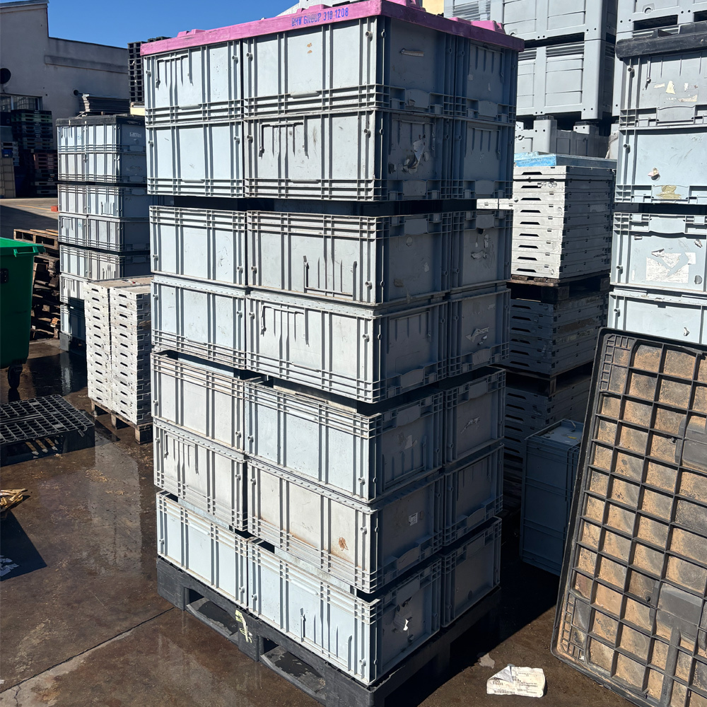 Lote 300 Cajas Usadas RL-KLT Automoción Grises 40 x 60 x 28 cm 