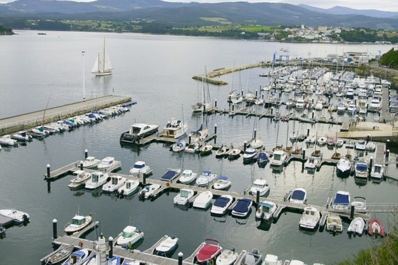 Galicia: Licitado el servicio de limpieza portuaria por algo más de 9 millones de euros imagen 1