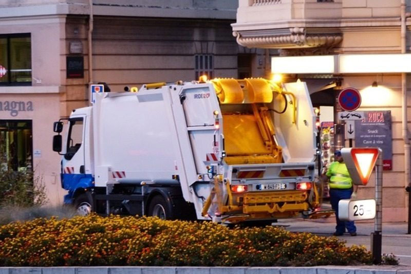 Valencia: Otro recurso paraliza a última hora el contrato de basuras de la capital imagen 1