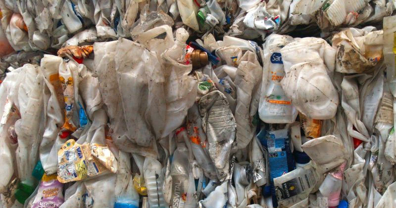 El Parlamento Europeo pide reducir un 20% los envases de plástico para 2040 imagen 1