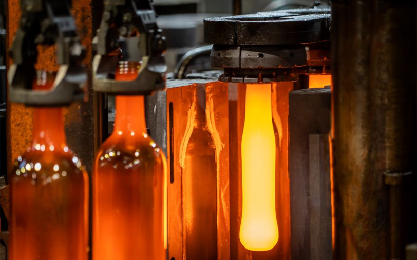 Vidrala reutiliza escorias de biomasa para fabricar botellas de vidrio imagen 1