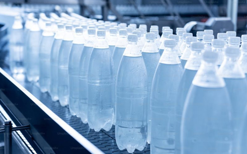 ¿Cómo podría España potenciar la recuperación de botellas de plástico desechables? imagen 1