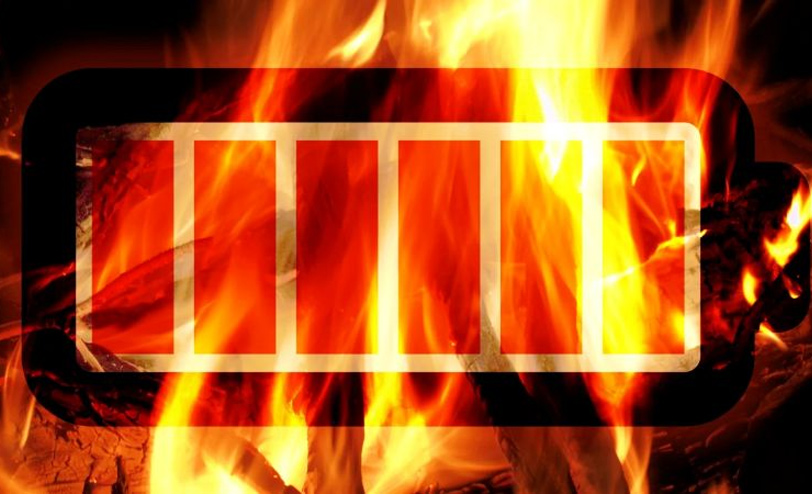  Los gestores de residuos reclaman a la UE medidas para frenar los incendios provocados por baterías de litio imagen 1