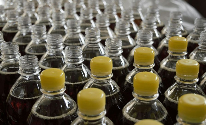 La CE abre una consulta pública sobre contenido reciclado químicamente en las botellas de plástico imagen 1