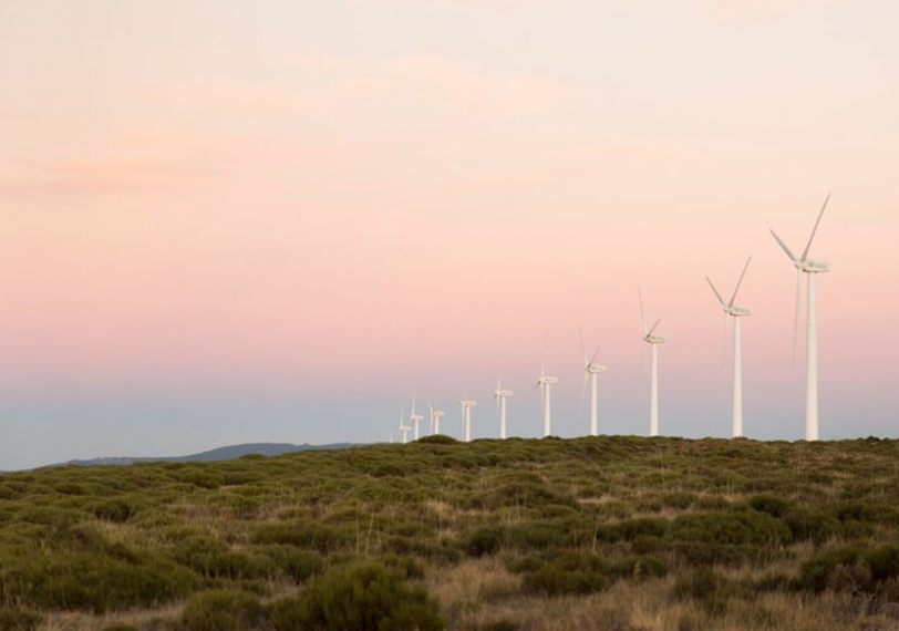 España alcanza un 66% de potencia renovable instalada, pero la generación no refleja el mismo avance imagen 1