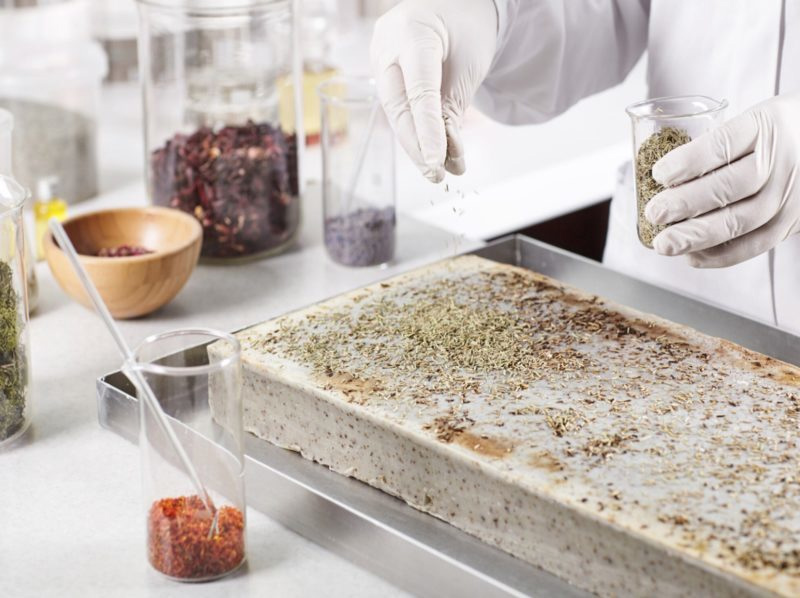 Biocarbón de diseño: mapeo físico para la fabricación de materiales de carbono precisos y sostenibles imagen 1