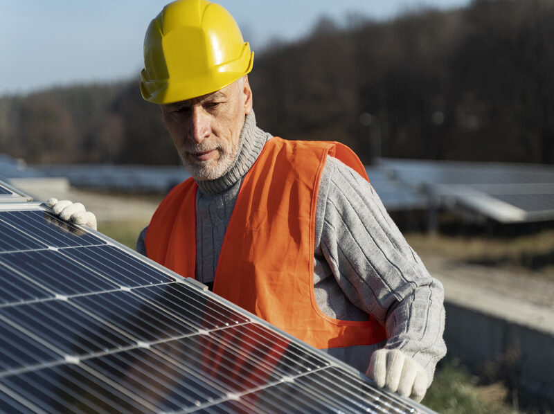 La expansión fotovoltaica obliga a reforzar la gestión y el reciclaje de los paneles al final de su vida útil imagen 1