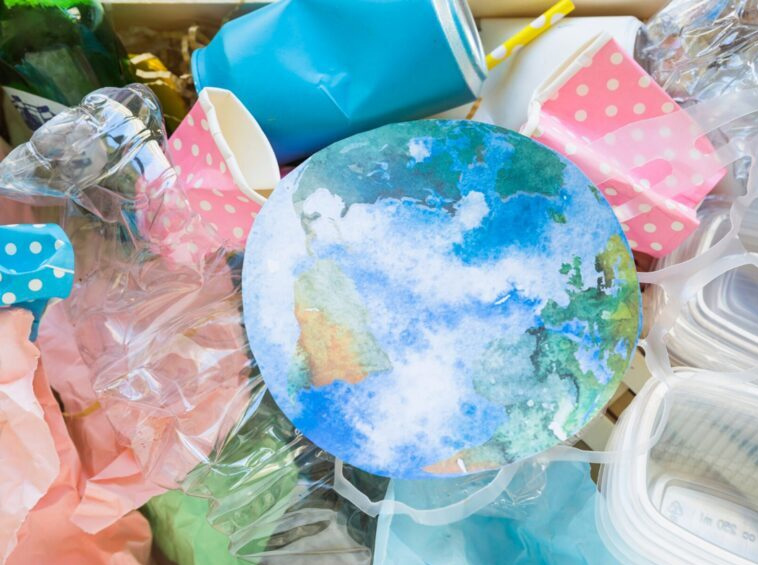 Un proyecto europeo busca dar una nueva vida al polietileno difícil de reciclar mediante nuevos materiales biodegradables imagen 1
